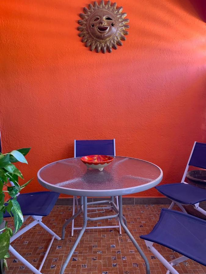 Casa Madero #1, Central Studio Apartment 1 Block From Malecon Ла Пас Екстериор снимка