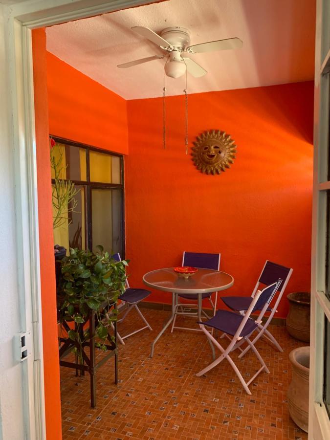 Casa Madero #1, Central Studio Apartment 1 Block From Malecon Ла Пас Екстериор снимка